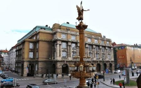 Charles University Prague.jpg