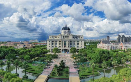 Shanghai International Studies University (SISU).jpg